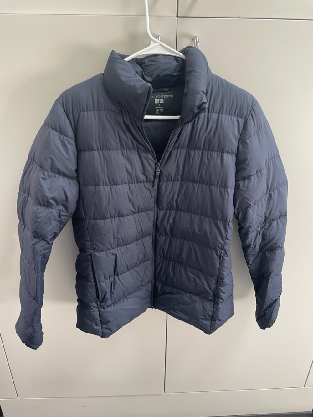 Uniqlo Lightweight Down Puffer Jacket - Navy
